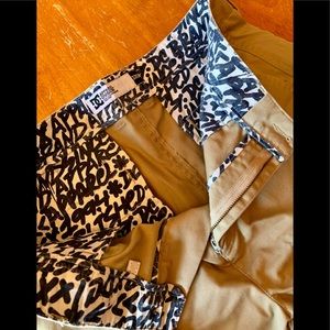 DC Men’s Pants 32x34- Excellent , Like New Condition